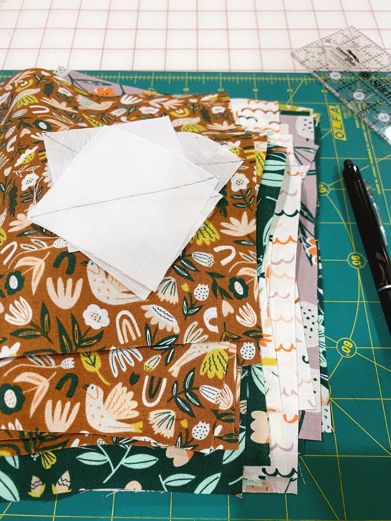How to Sew a Snowball Quilt Block – Tangled Threads by Jen