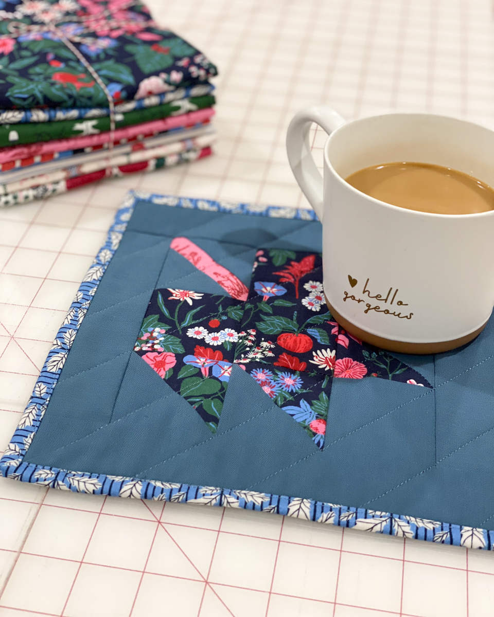 Maple Leaf Quilt Block Mug Rug