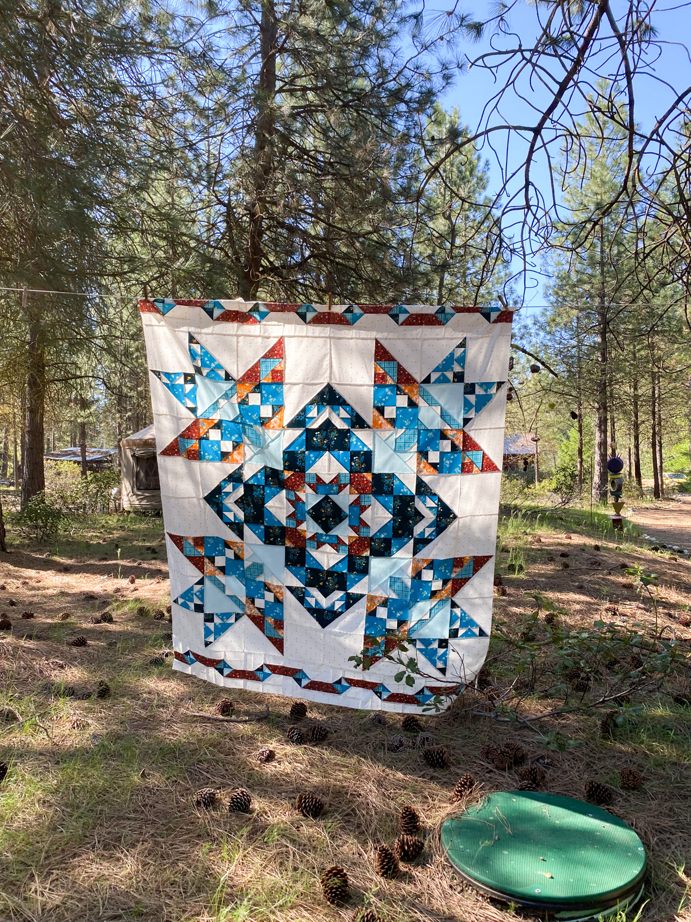 Points of Interest Quilt Block of the Month – Finished Quilt Top